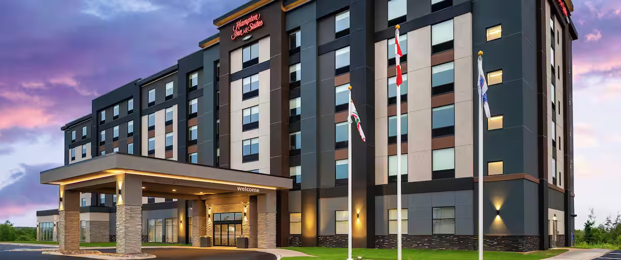 Hampton Inn &amp; Suites Charlottetown