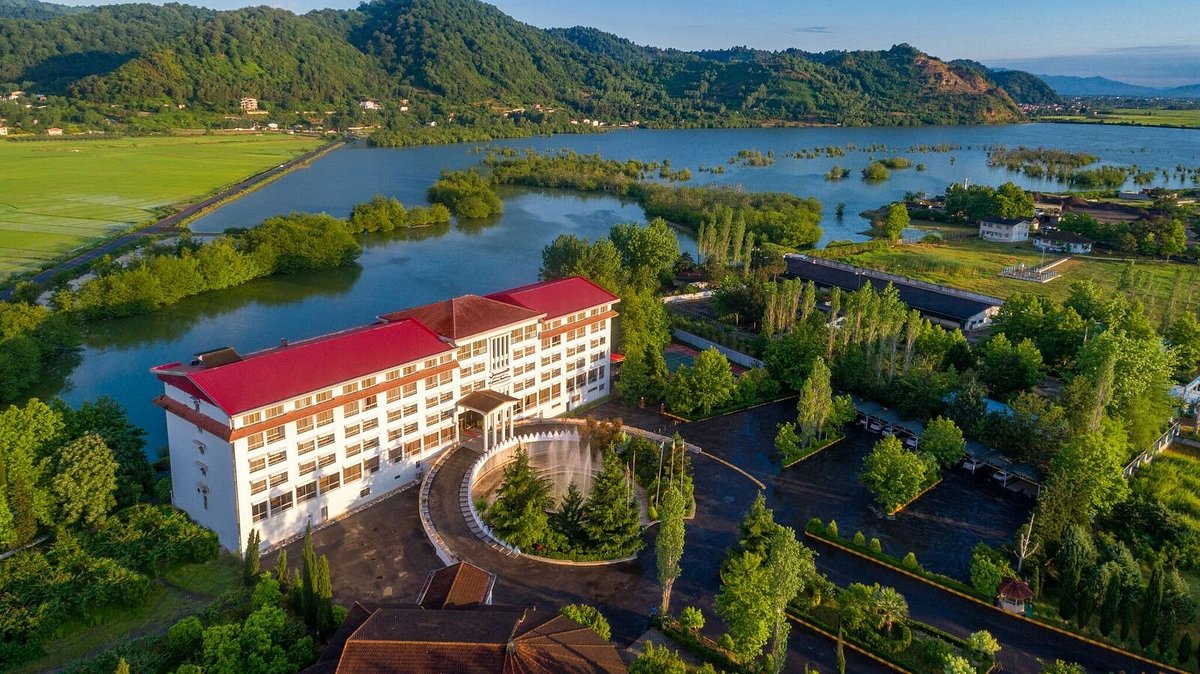 Espinas Astara Hotel