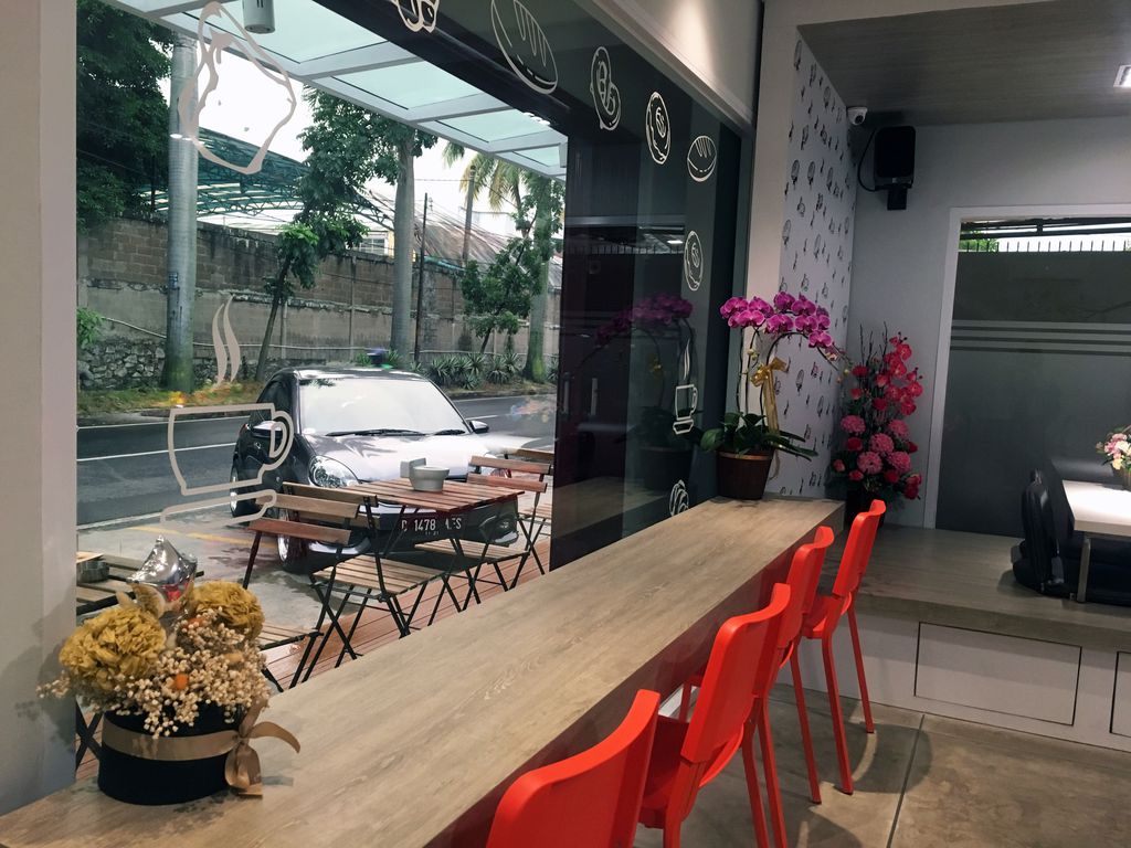 Ant Artisan Bakery &amp; Cafe