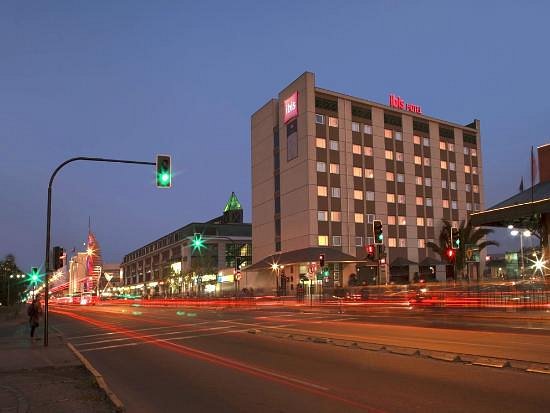 Ibis Santiago Estacion Central