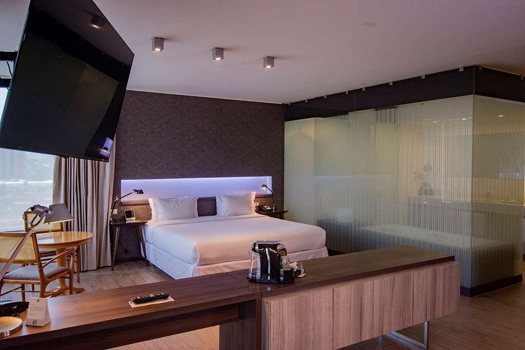 Radisson Blu Plaza El Bosque Santiago