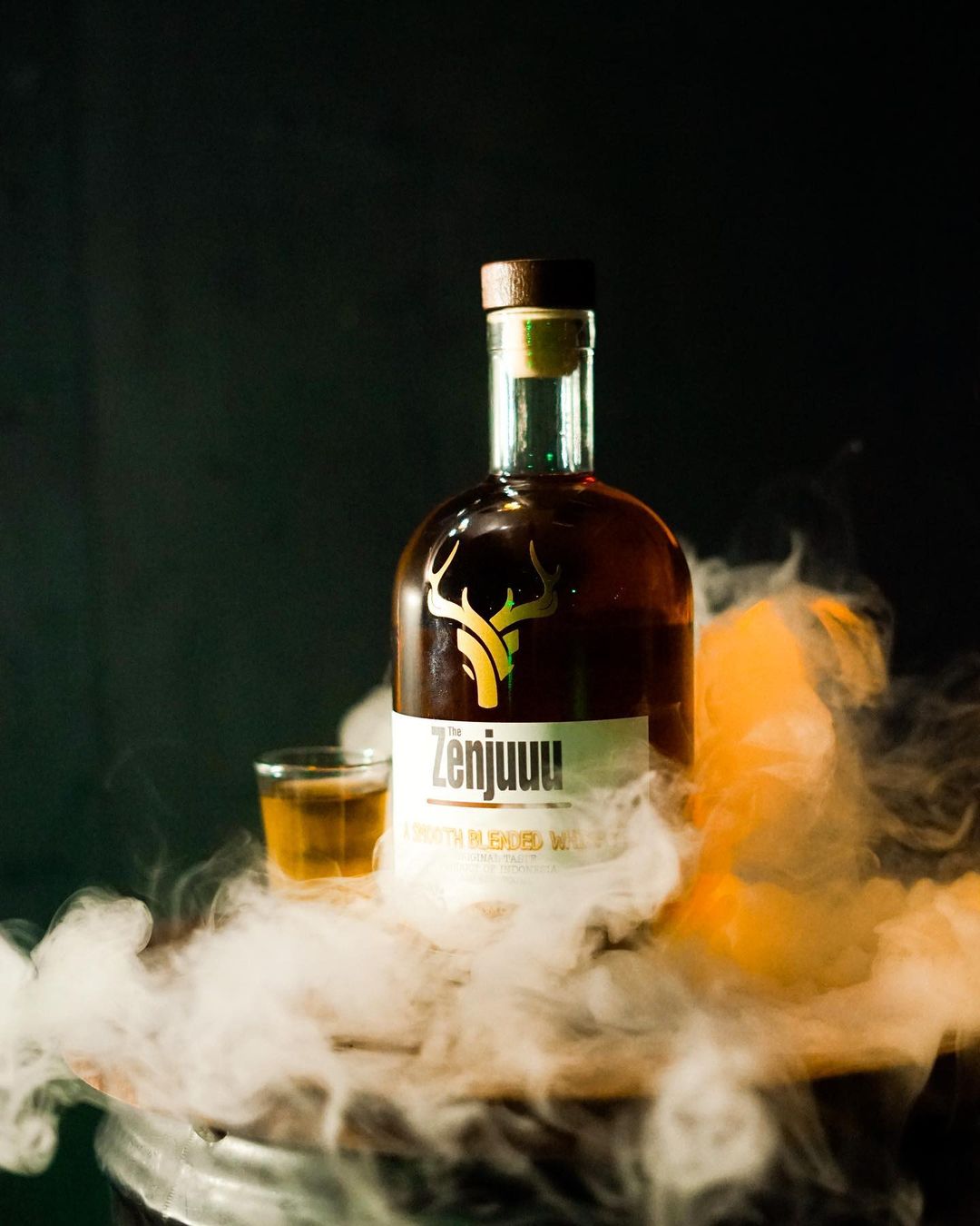 Hidden Music &amp; Bar