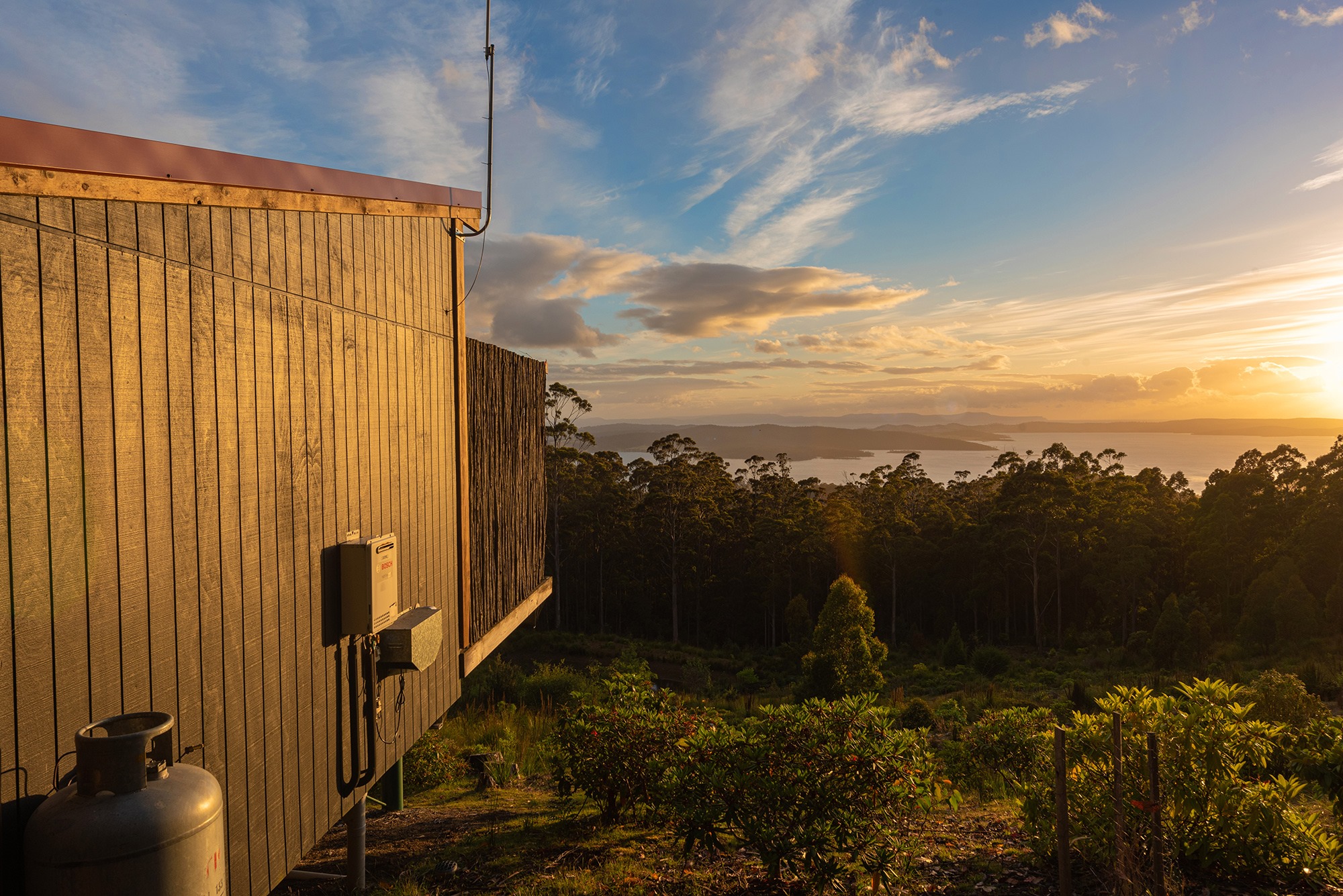 Woodbridge Hill Hideaway