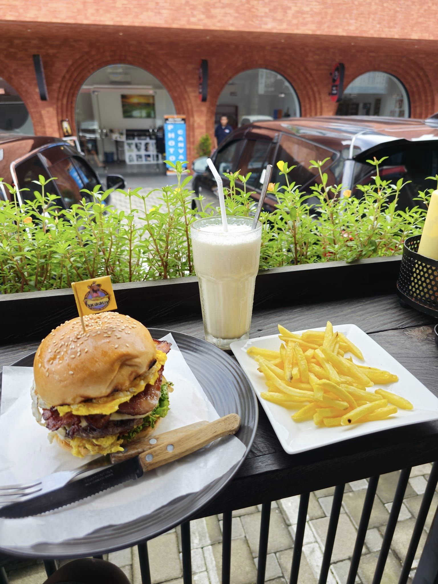 Skooby's Hotdog &amp; Burger