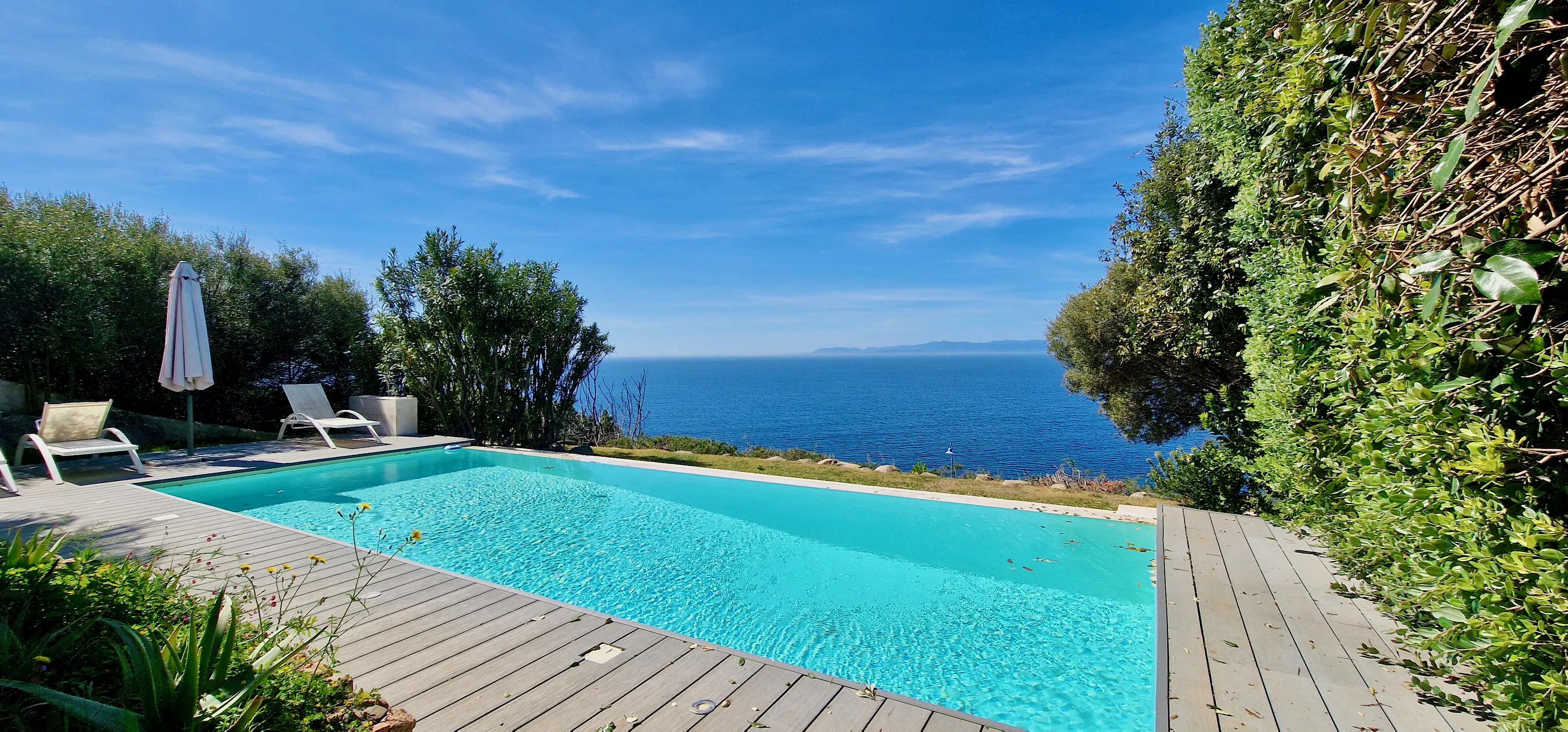 Villa con vista panoramica irripetibile sul mare e piscina privata