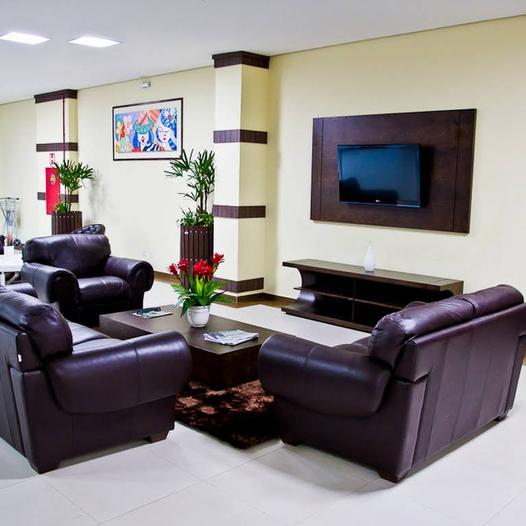 Flamboyant Suite Hotel