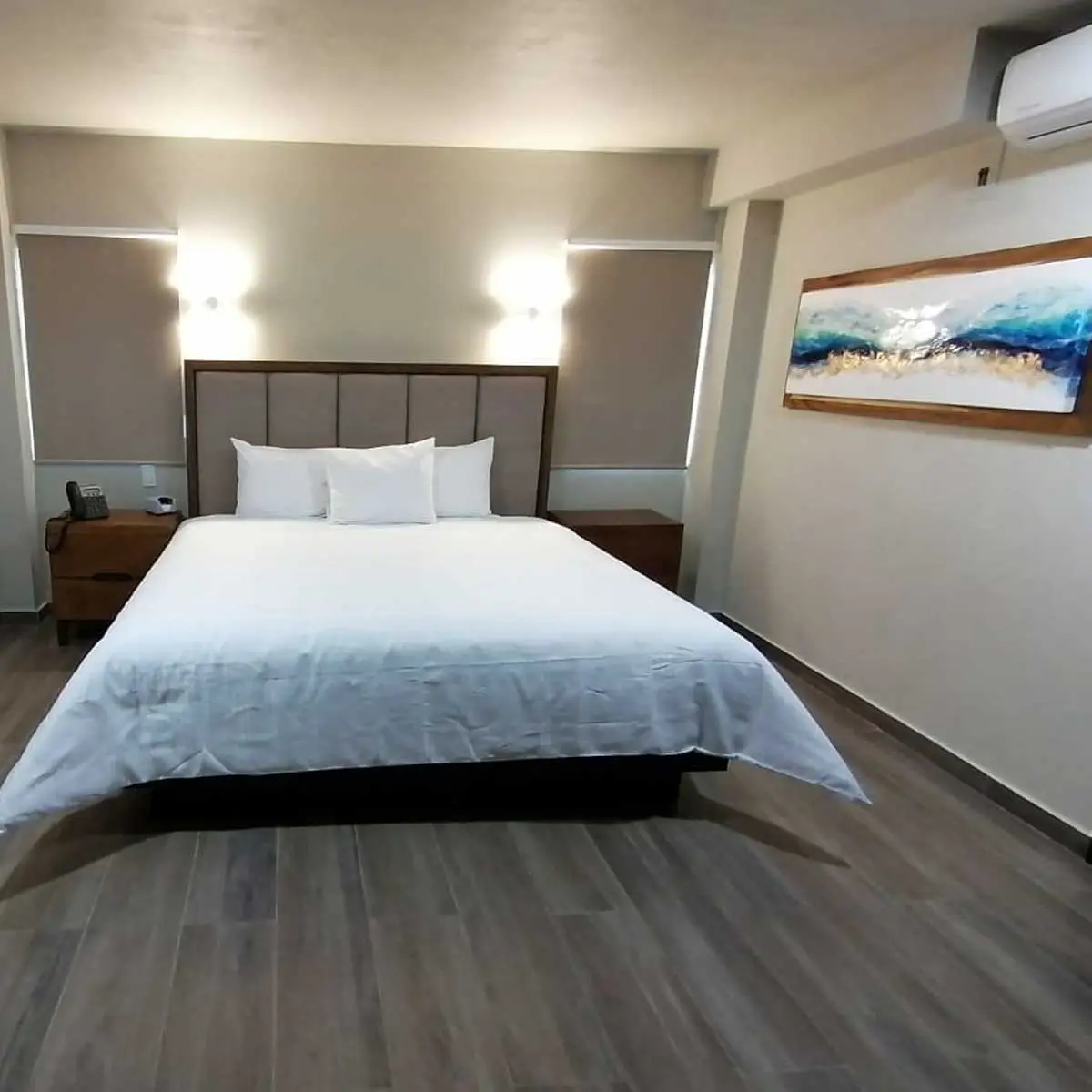 Portozul Hotel &amp; Suites