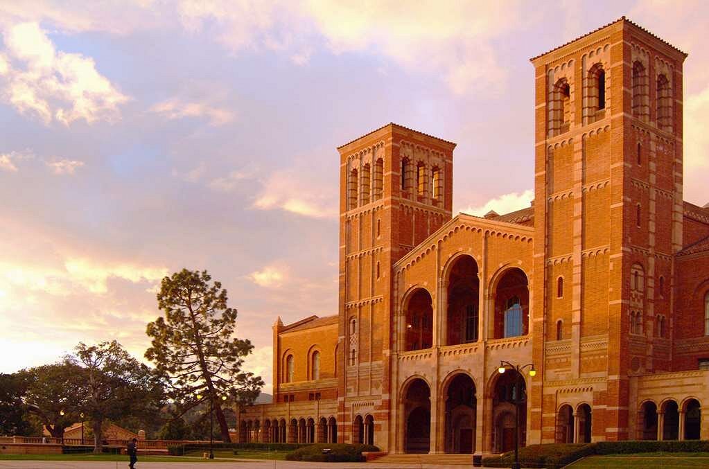 UCLA Meyer &amp; Renee Luskin Conference Center