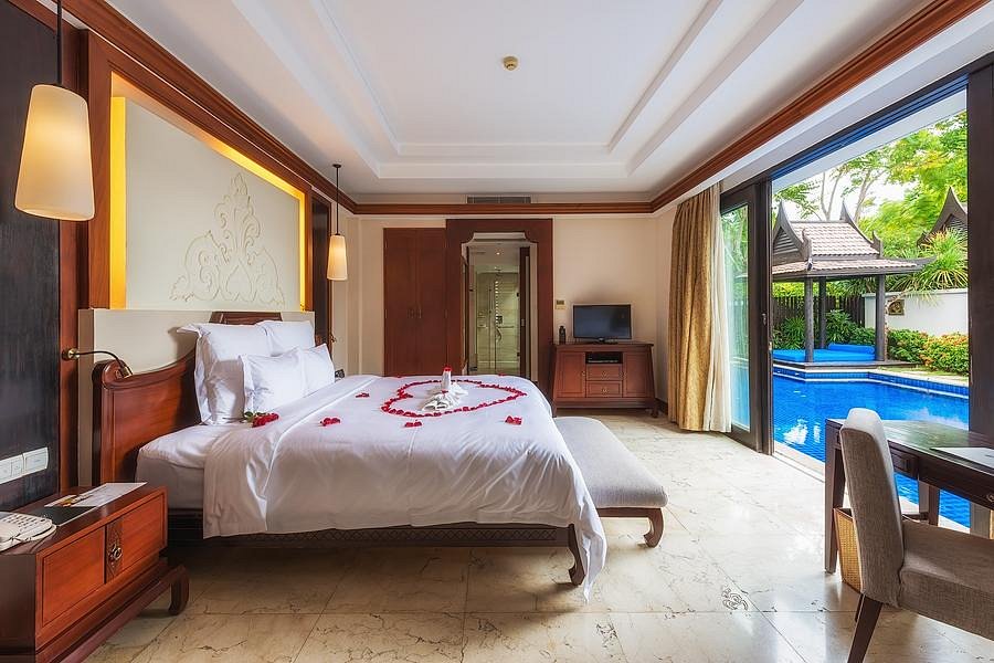 Pullman Sanya Yalong Bay Villas &amp; Resort