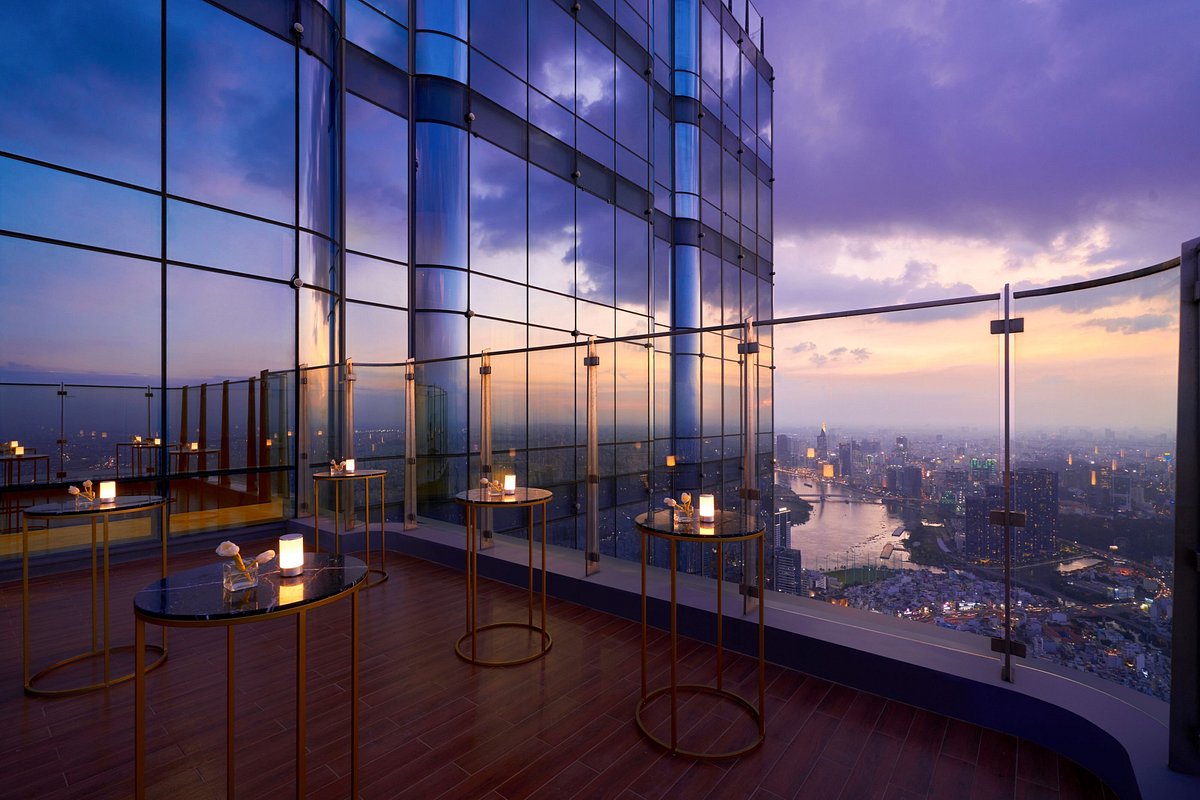 Vinpearl Landmark 81, Autograph Collection