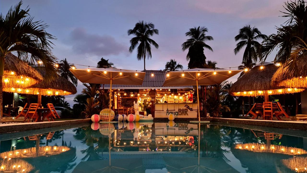 Show Pony Beach Resort