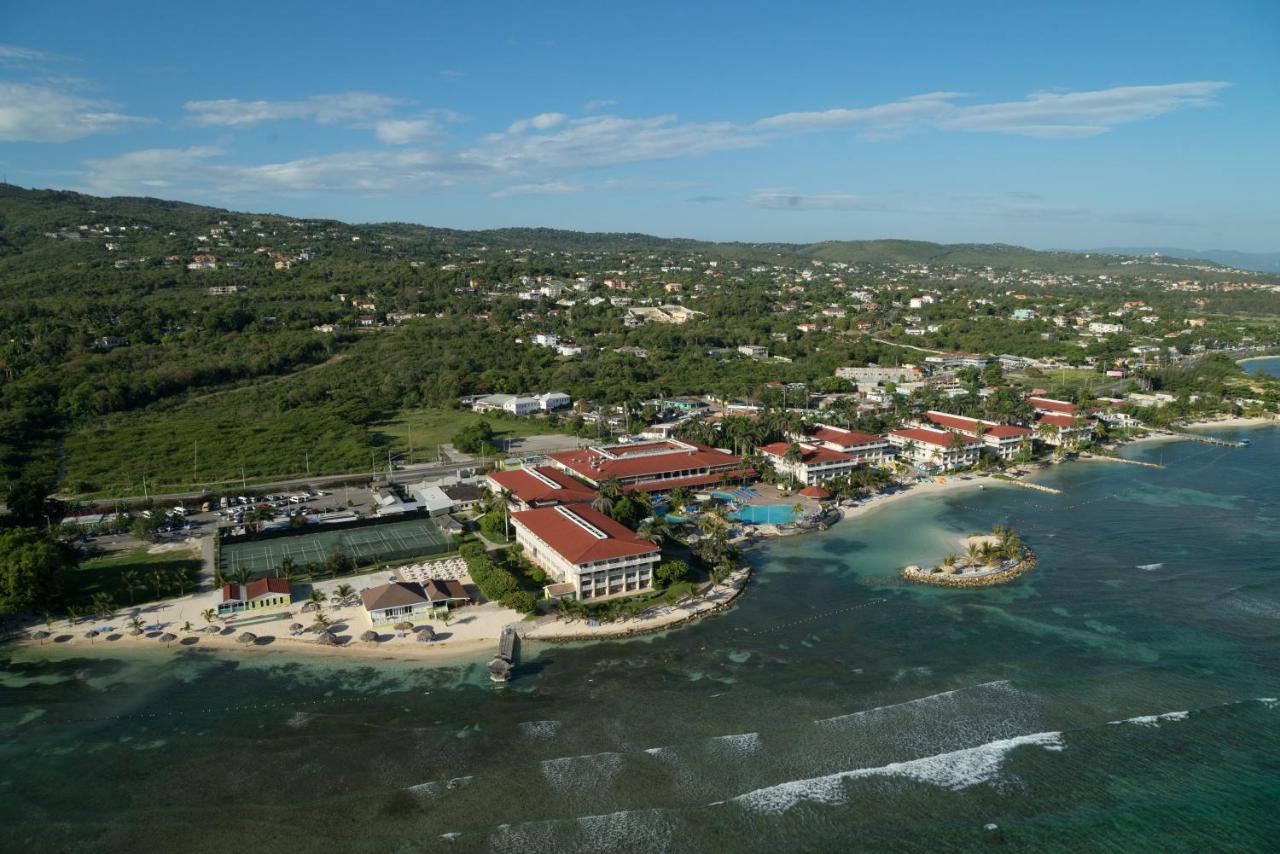 Holiday Inn Resort Montego Bay All-Inclusive