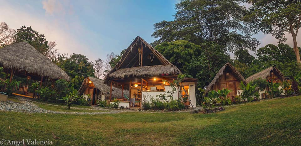 Luna Escondida Cabins