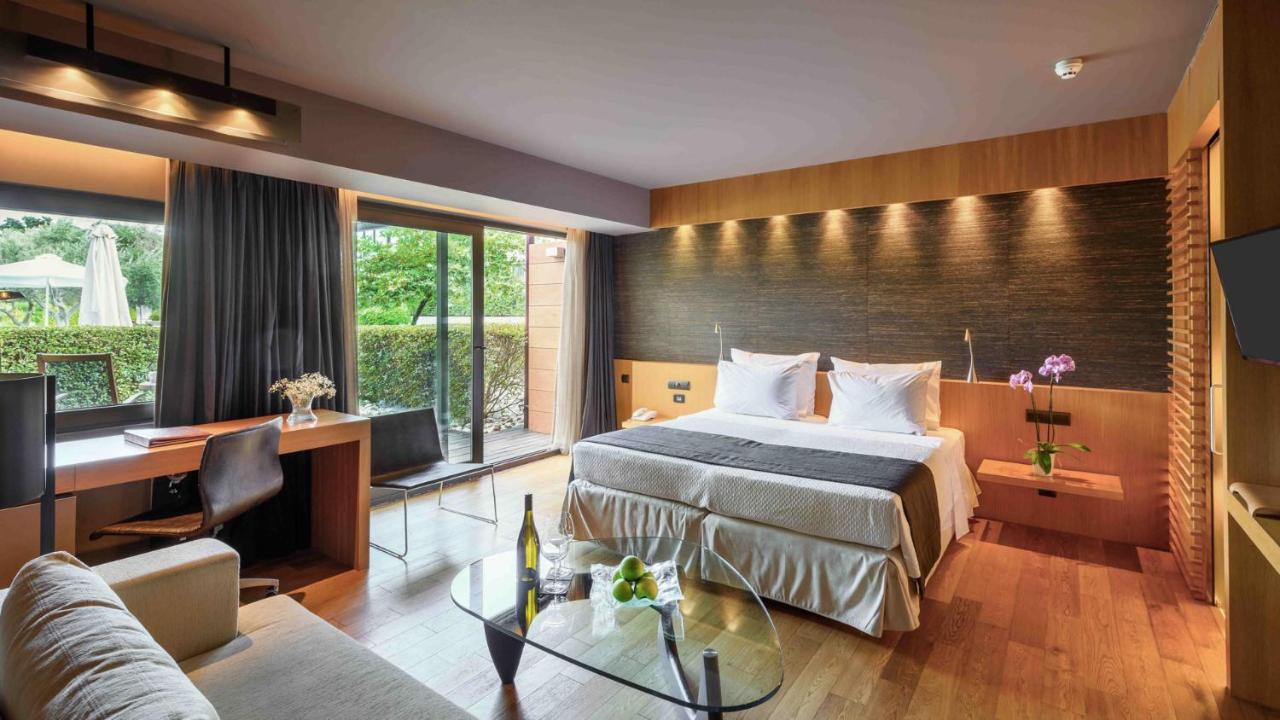 Alexander Beach Hotel &amp; Spa