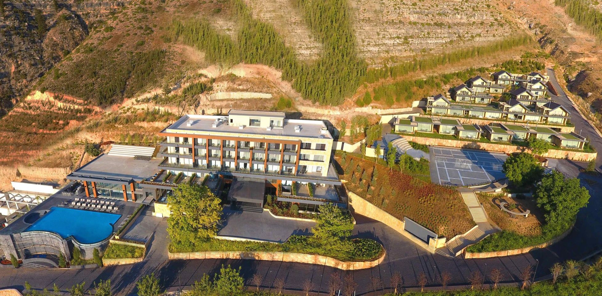 MIST Hotel &amp; Spa