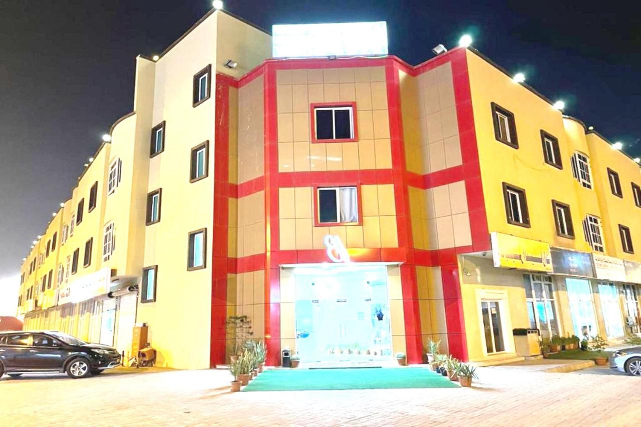 Super OYO 147 Babylon Furnished Apartment